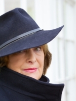 Minette Walters